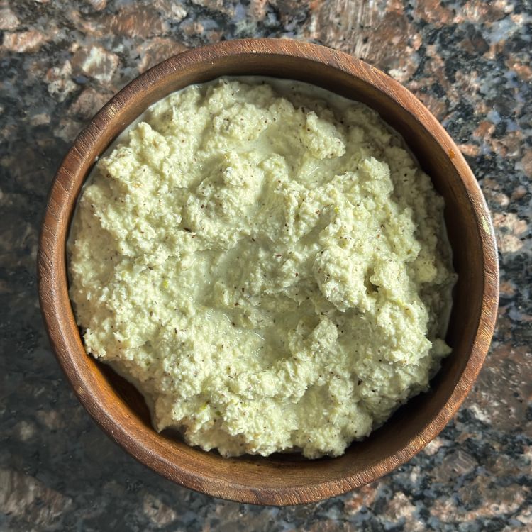 mooth and creamy coconut chutney freshly blended, ready for tempering.